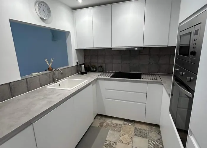 Townhouse Near Puerto Banus-heated Pool Μαρμπέλλα