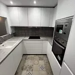 Townhouse Near Puerto Banus-heated Pool * マルベーリャ