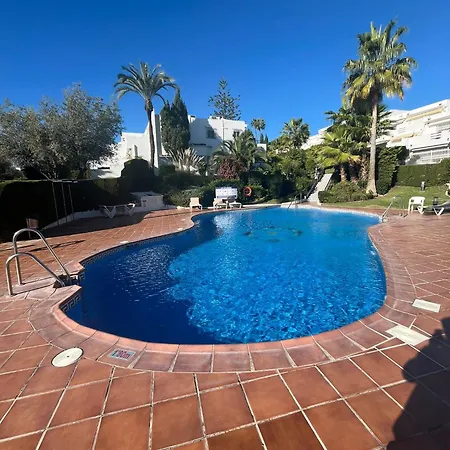 Townhouse Near Puerto Banus-heated Pool ماربيا