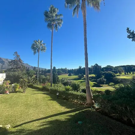 Townhouse Marbella Near Puerto Banus-Heated Pool Ferienhaus *