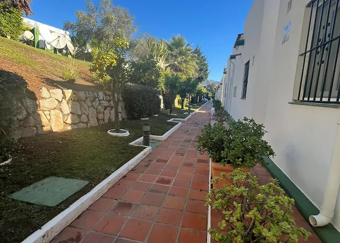 Townhouse Near Puerto Banus-heated Pool *