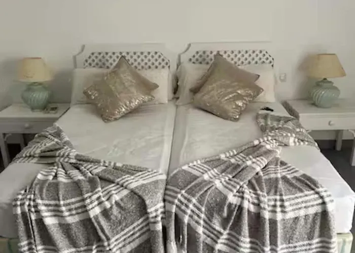 Townhouse Near Puerto Banus-heated Pool * ماربيا