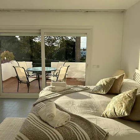 Heated Pool With Frontline Golf Near Puerto Banus *