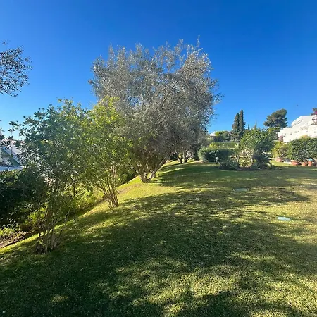 Heated Pool With Frontline Golf Near Puerto Banus