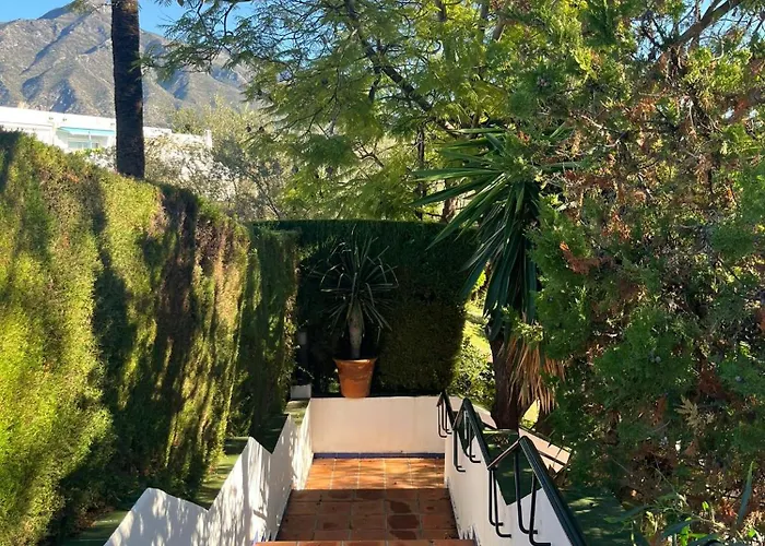 Townhouse Near Puerto Banus-heated Pool Tatil Evi *